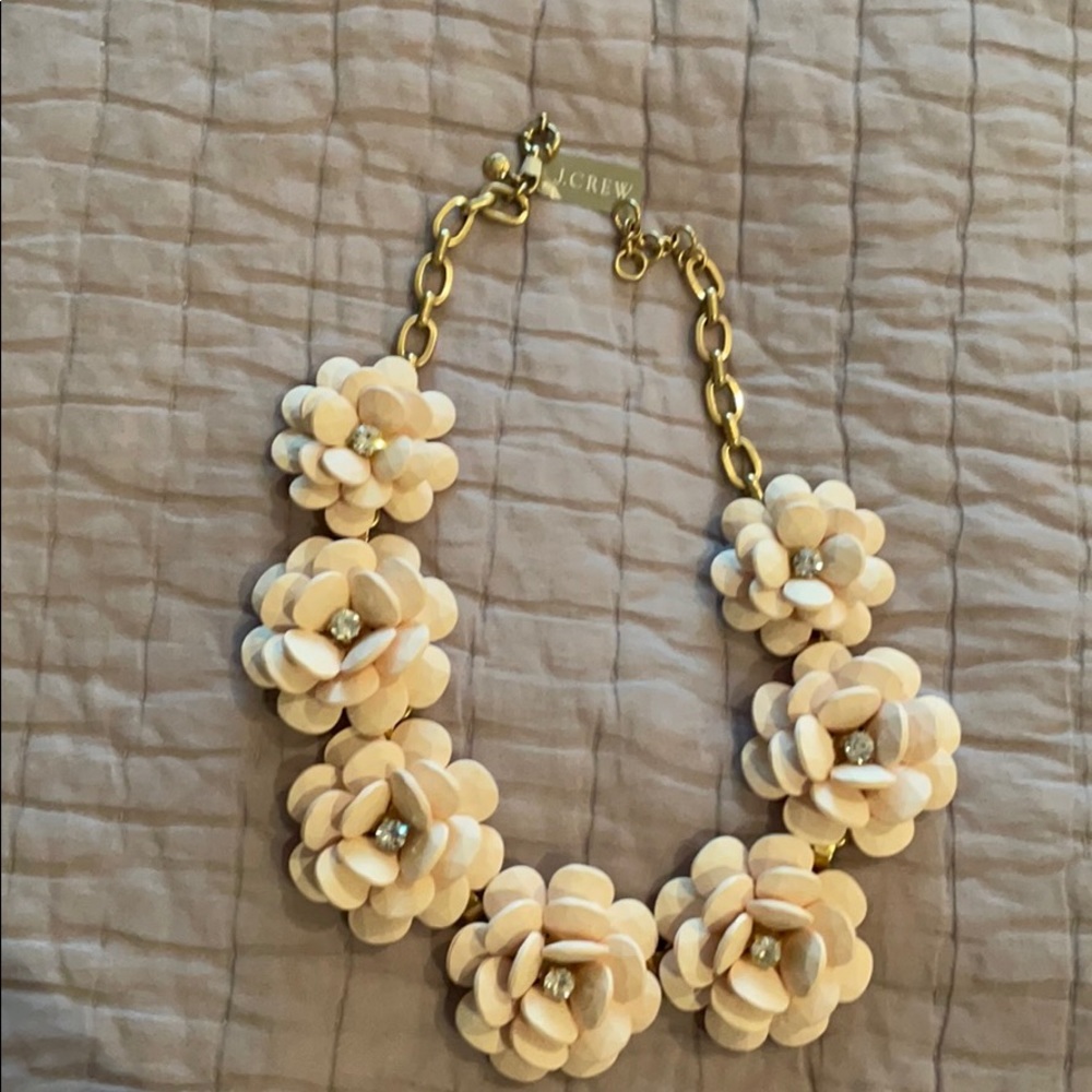 Statement necklace